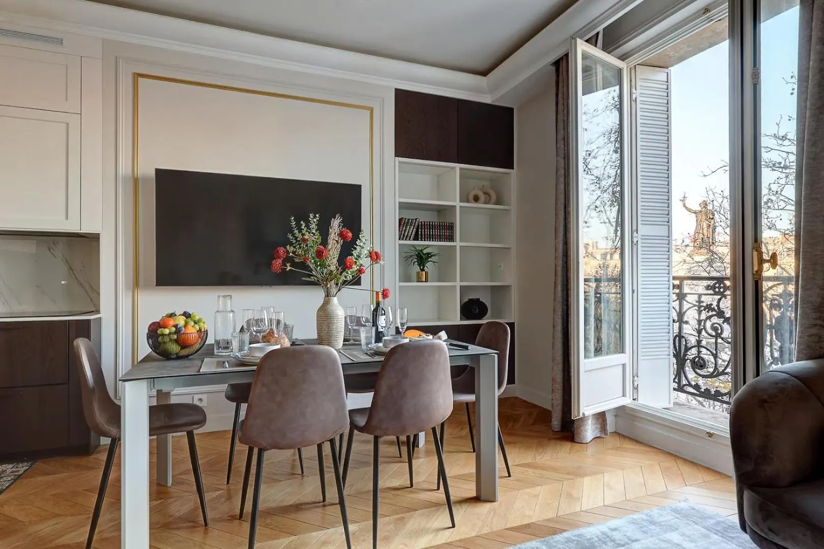 518 Plazo Republique - Superbe Apartamento